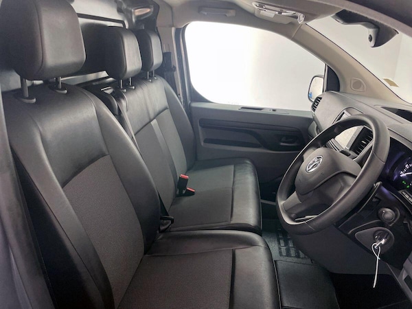 Used Vauxhall Vivaro 2022 for sale - 74861893: Photo 11