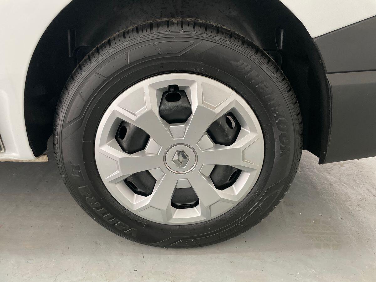 Used Renault Trafic for sale - 76996543: Photo 24