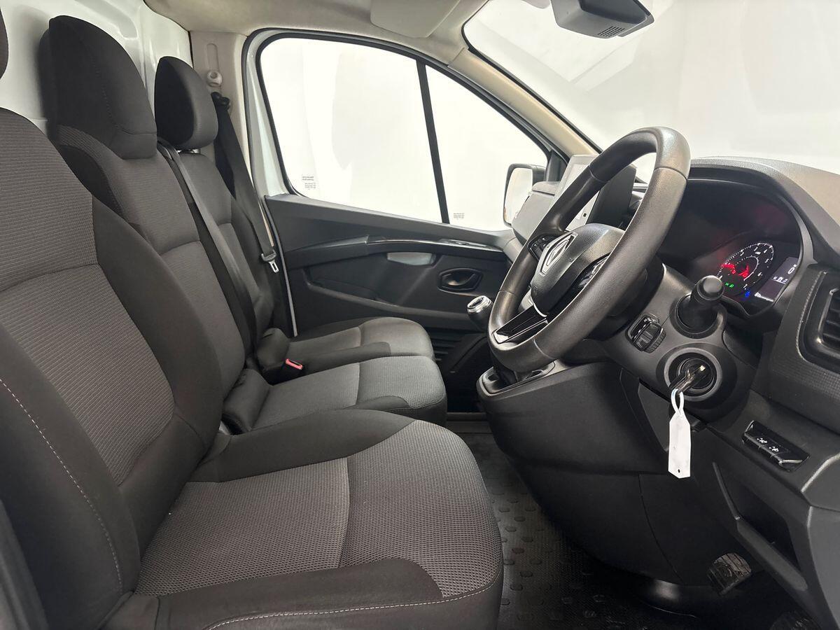 Used Renault Trafic 2023 for sale - 77671290: Photo 8
