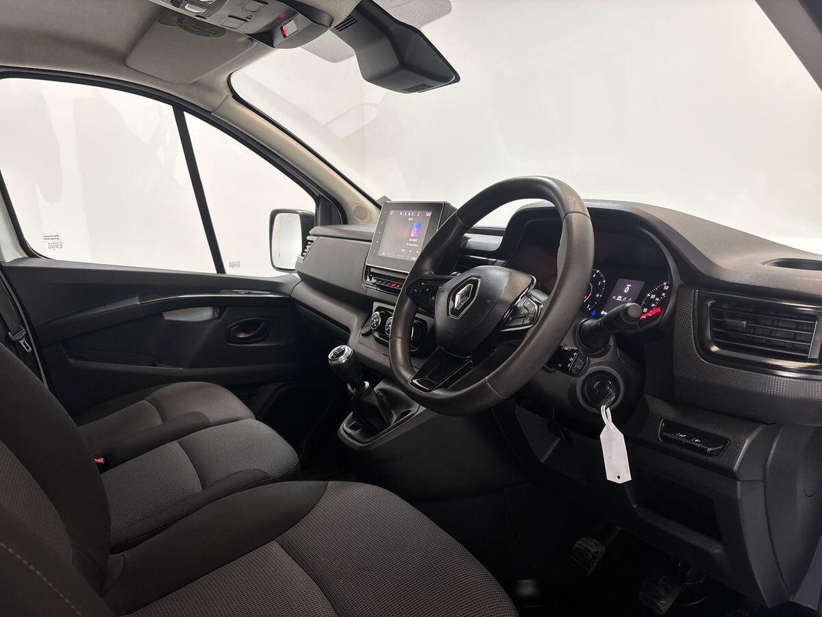 Used Renault Trafic 2023 for sale - 77671290: Photo 9