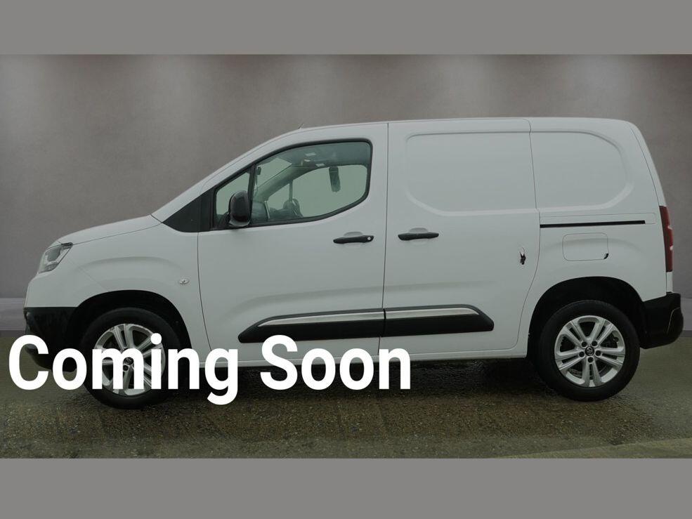 Used Toyota PROACE CITY 2024 for sale - 77586020: Photo 2