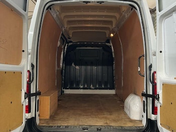 Used Renault Master 2023 for sale - 77575045: Photo