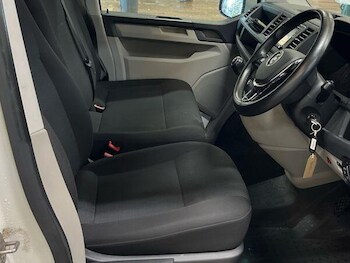 Used Volkswagen Transporter 2018 for sale - 78946845: Photo