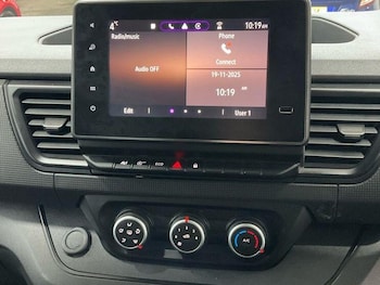 Used Renault Trafic 2023 for sale - 76839707: Photo