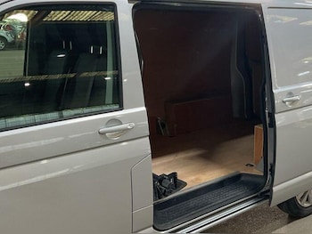 Used Volkswagen Transporter 2022 for sale - 79269013: Photo