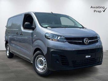 Vauxhall Vivaro feature image