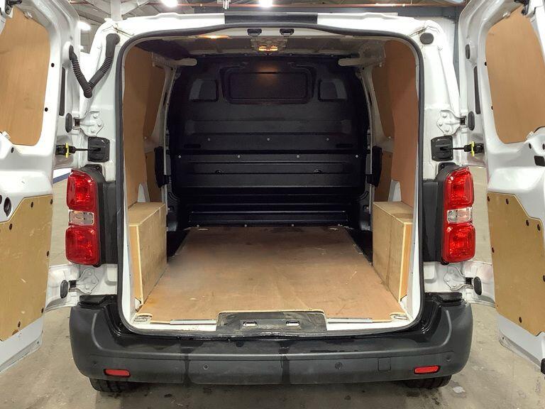 Used Vauxhall Vivaro for sale - 77549459: Photo 3