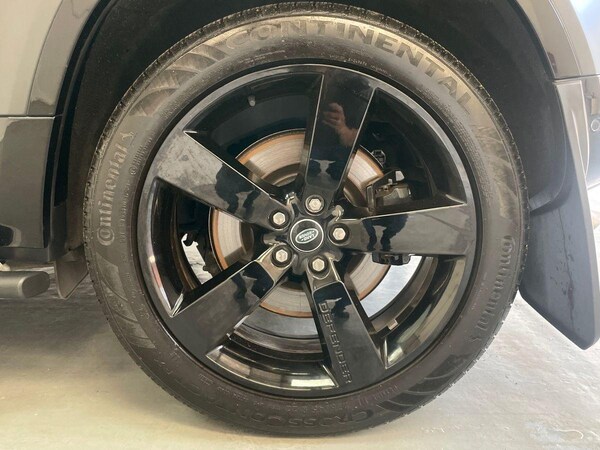 Used Land Rover Defender 110 2023 for sale - 74136134: Photo 29