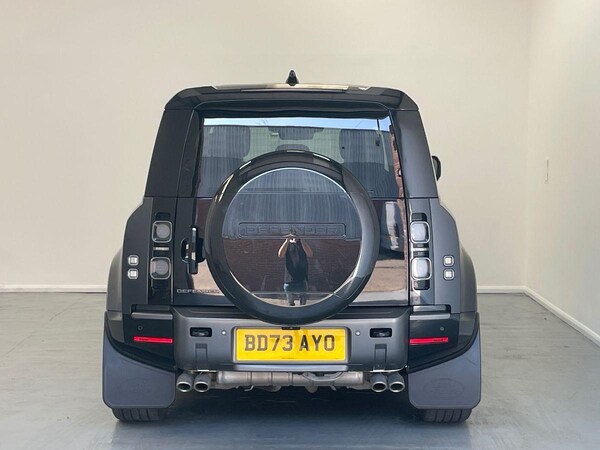 Used Land Rover Defender 110 2023 for sale - 74136134: Photo 7
