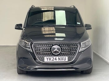 Used Mercedes-Benz V-Class 2024 for sale - 76349585: Photo