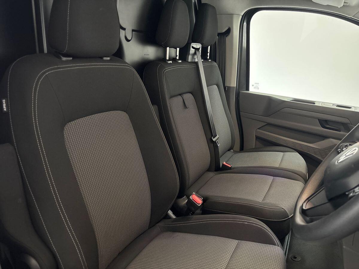 Used Volkswagen Transporter 2025 for sale - 77970546: Photo 12