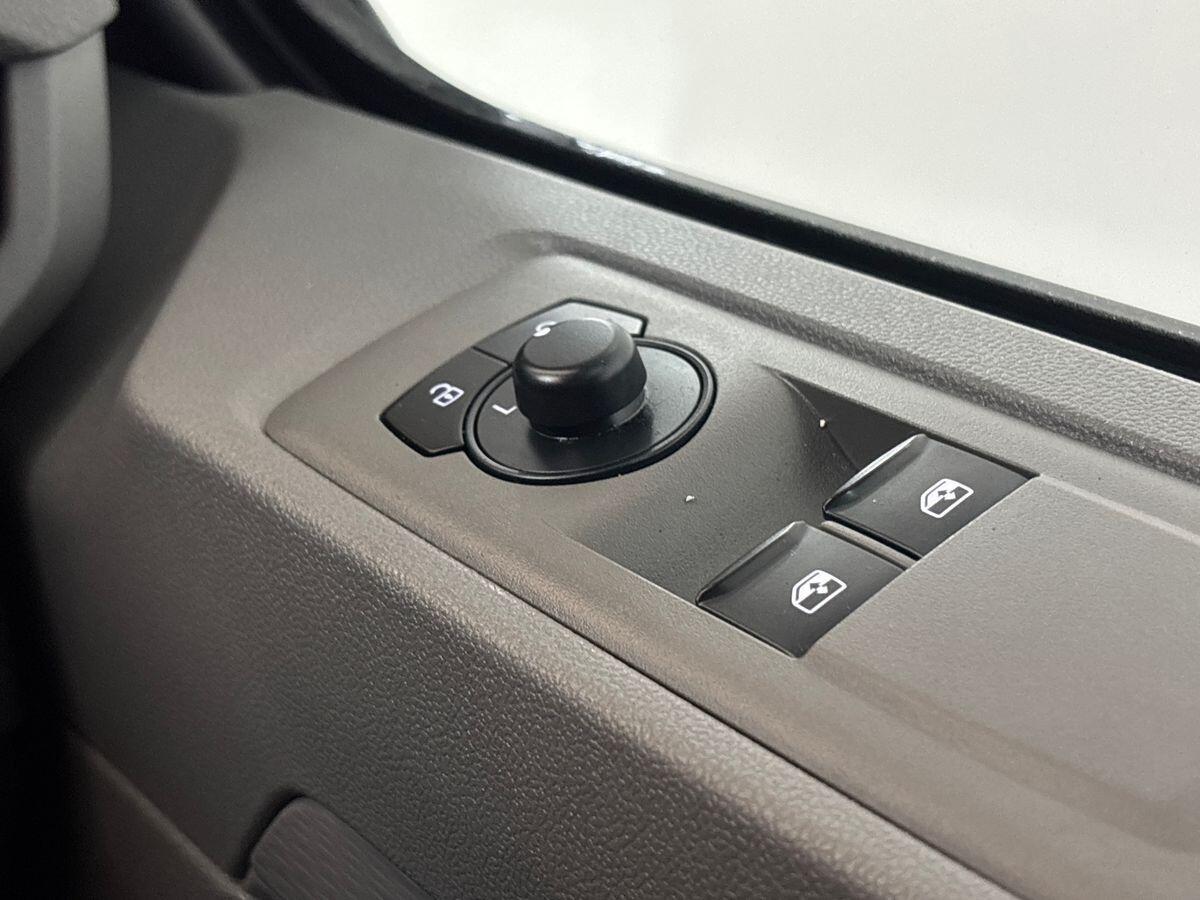 Used Volkswagen Transporter 2025 for sale - 77970546: Photo 20