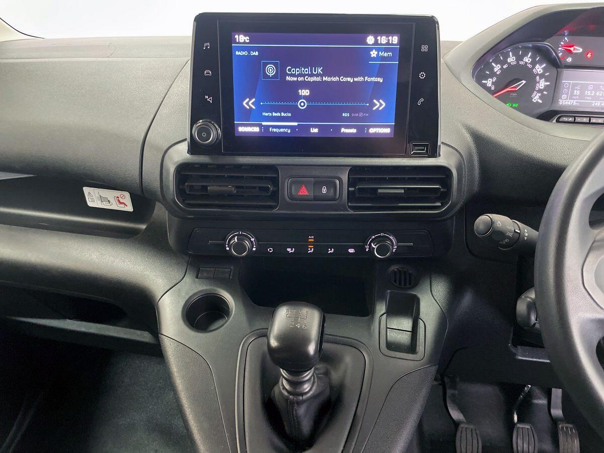 Used Peugeot Partner 2023 for sale - 75334689: Photo 16