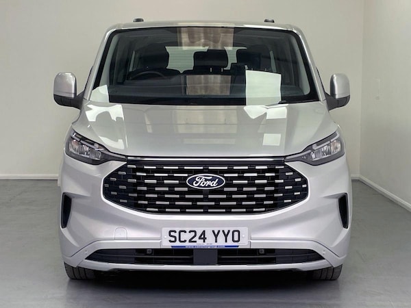 Used Ford Tourneo Custom 2024 for sale - 75023986: Photo 2