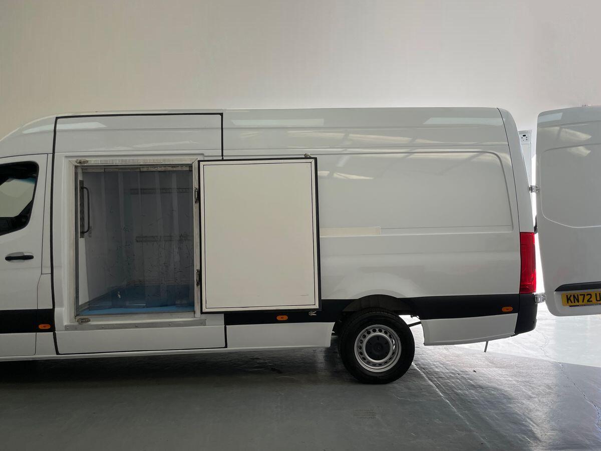 Used Mercedes-Benz Sprinter 2023 for sale - 76989376: Photo 7