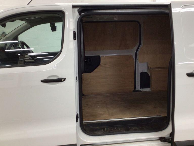 Used Vauxhall Vivaro for sale - 77549688: Photo 3