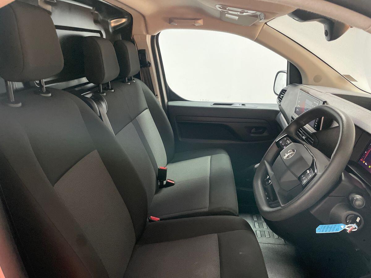 Used Vauxhall Vivaro 2024 for sale - 75520445: Photo 12