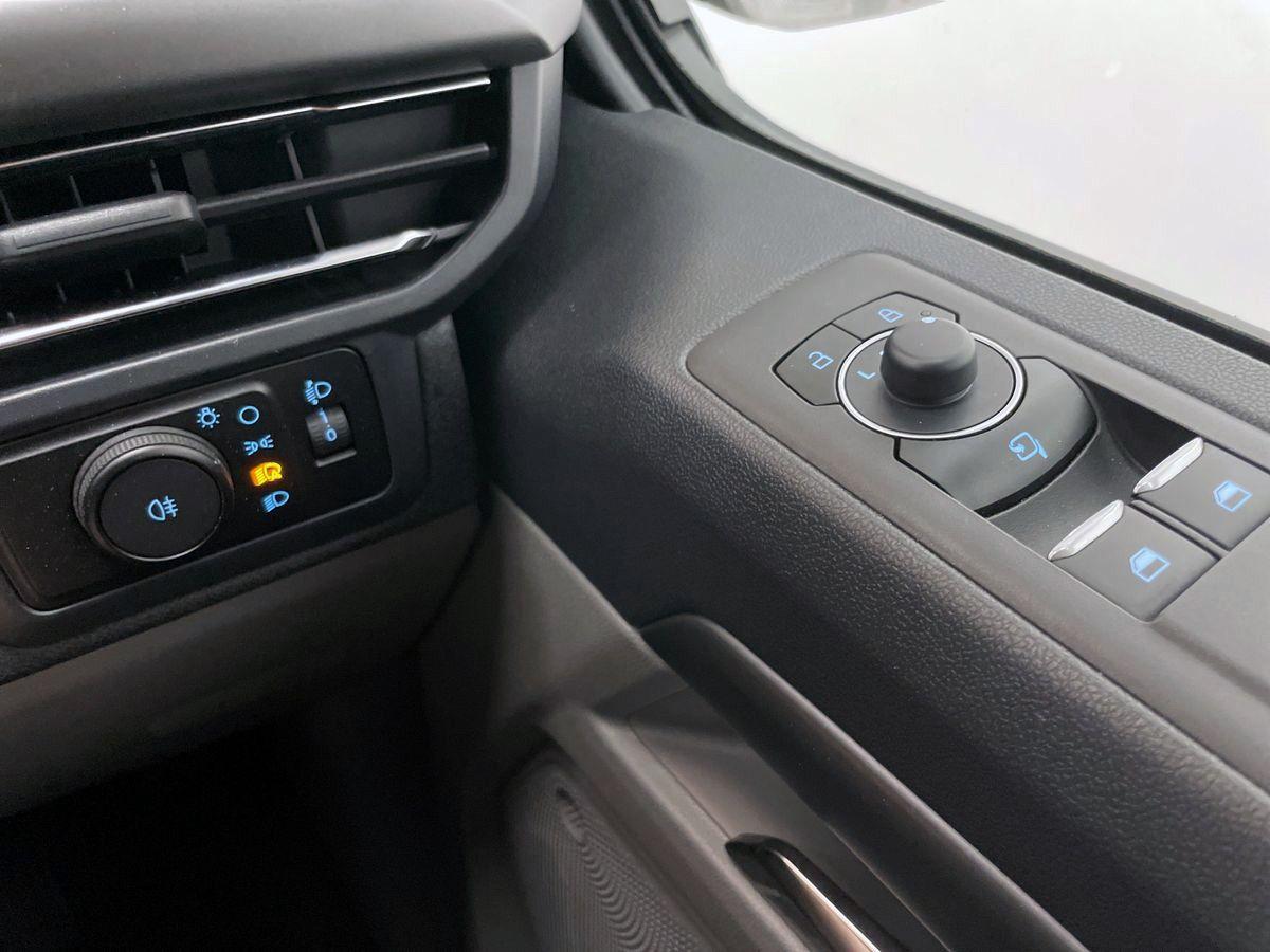 Used Ford Tourneo Custom 2024 for sale - 77016896: Photo 29