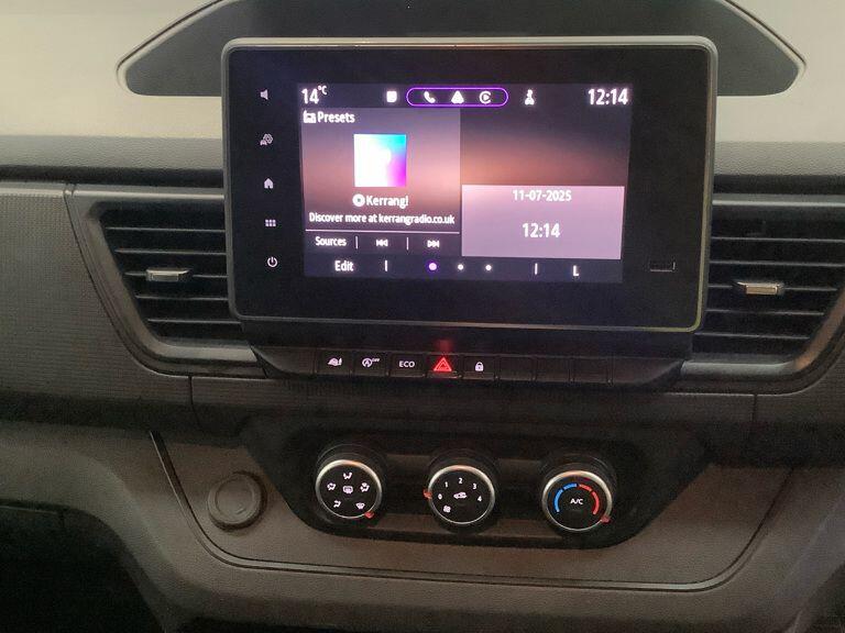 Used Renault Trafic 2023 for sale - 76839857: Photo 2