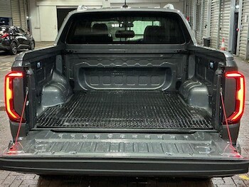 Used Volkswagen Amarok 2024 for sale - 77657748: Photo