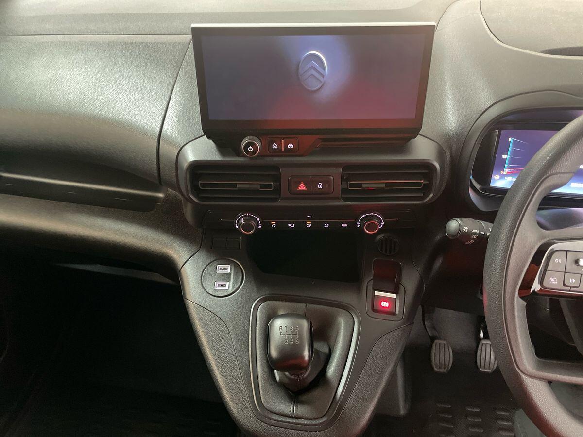 Used Citroen Berlingo 2024 for sale - 76425366: Photo 16