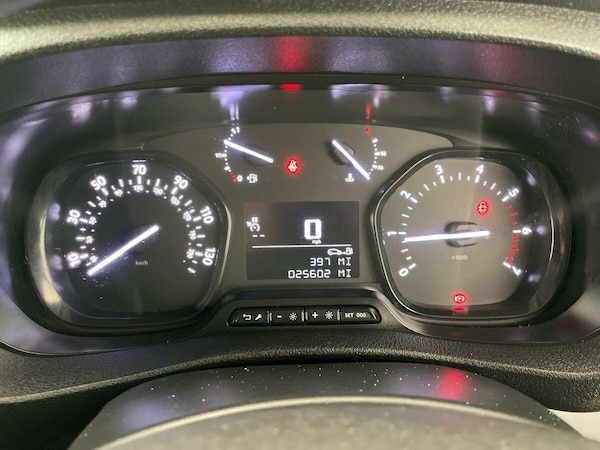 Used Vauxhall Vivaro 2023 for sale - 75401598: Photo 16