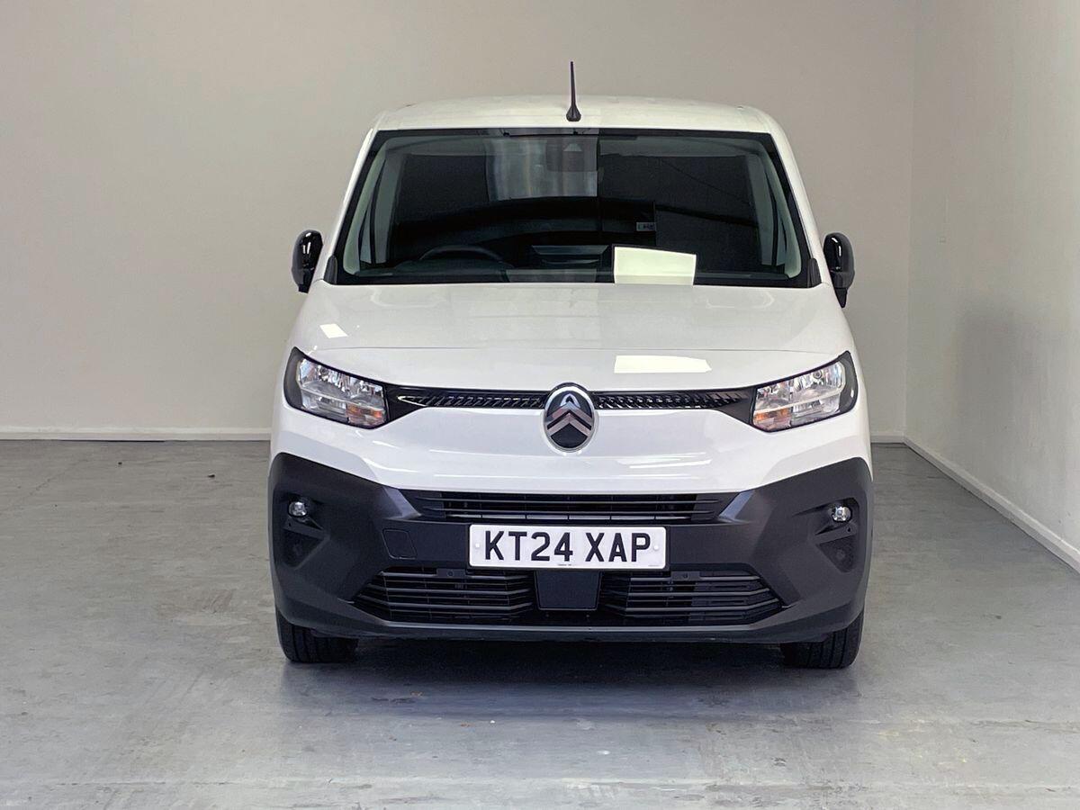 Used Citroen Berlingo 2024 for sale - 76424179: Photo 2