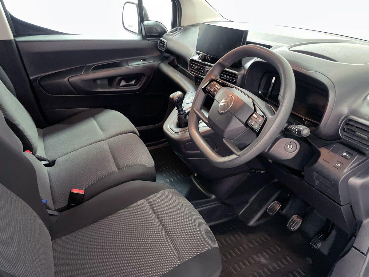 Used Citroen Berlingo 2024 for sale - 76424179: Photo 9