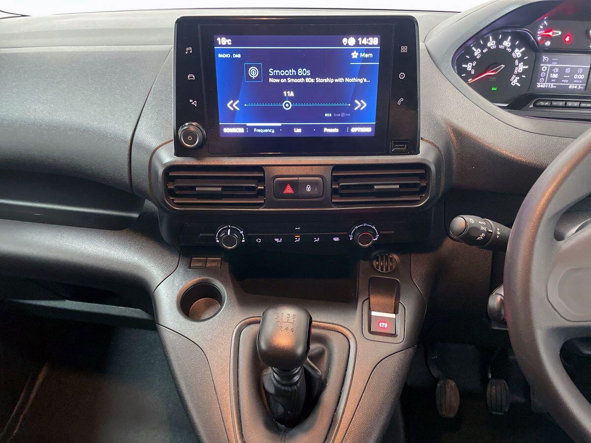 Used Peugeot Partner 2023 for sale - 76988001: Photo 16