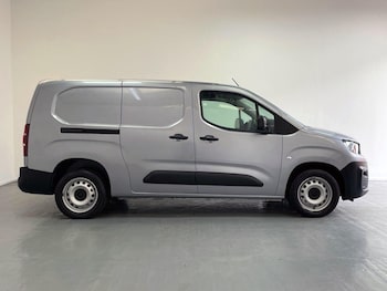 Used Peugeot Partner 2023 for sale - 76988001: Photo
