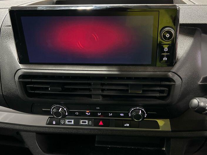 Used Vauxhall Vivaro 2024 for sale - 77657682: Photo 3