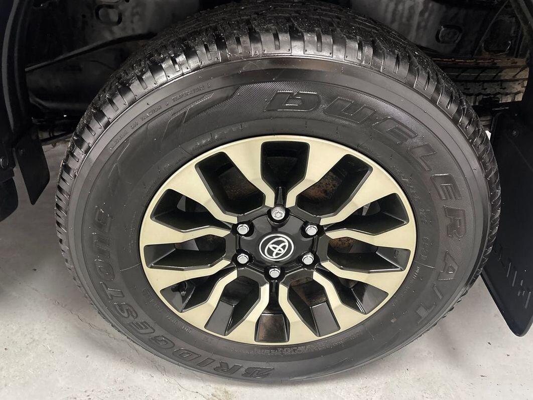 Used Toyota Hilux 2023 for sale - 77574787: Photo 22