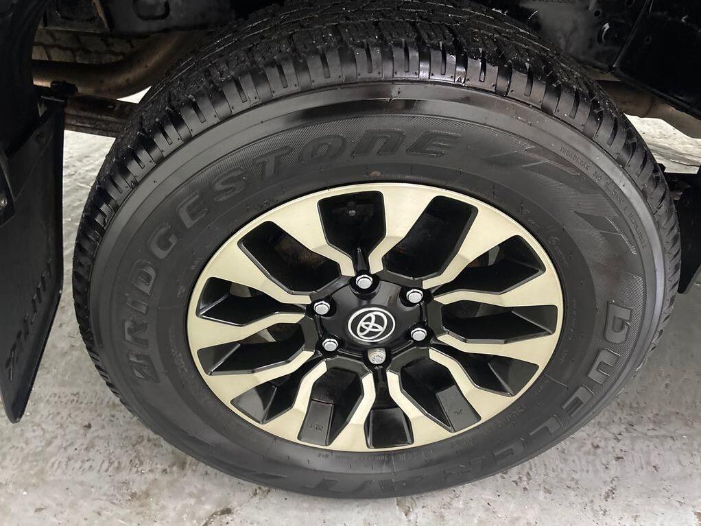 Used Toyota Hilux 2023 for sale - 77574787: Photo 25