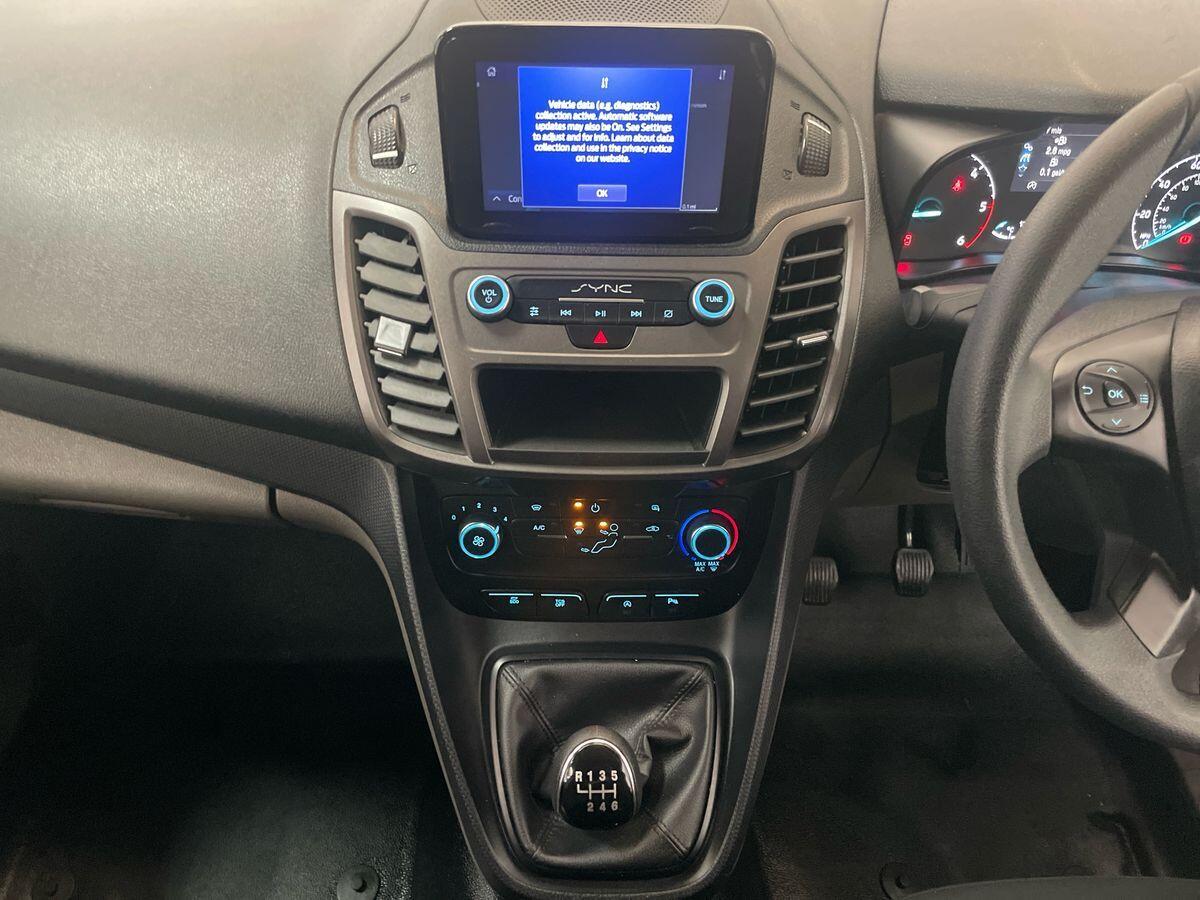 Used Ford Transit Connect 2023 for sale - 76988542: Photo 17