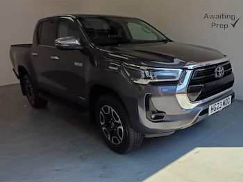 Used Toyota Hilux 2023 for sale - 79235997: Photo