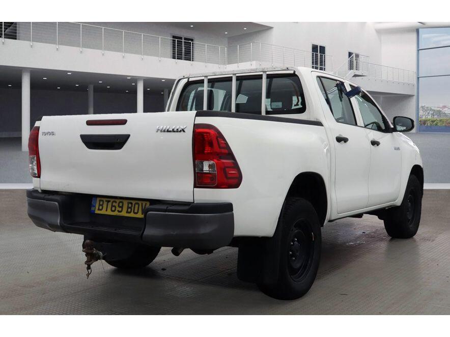 Used Toyota Hilux 2020 for sale - 76498755: Photo 4