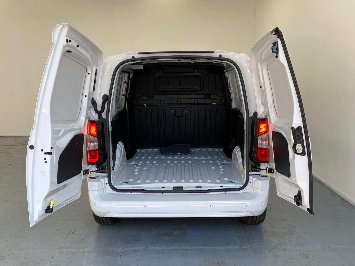 Used Citroen Berlingo 2023 for sale - 76991217: Photo 9