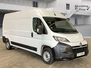 Vauxhall Movano feature image