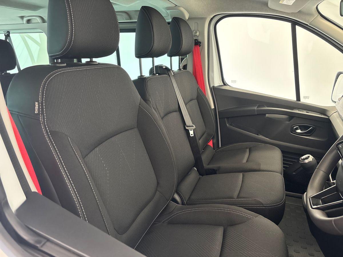 Used Renault Trafic for sale - 77216100: Photo 12