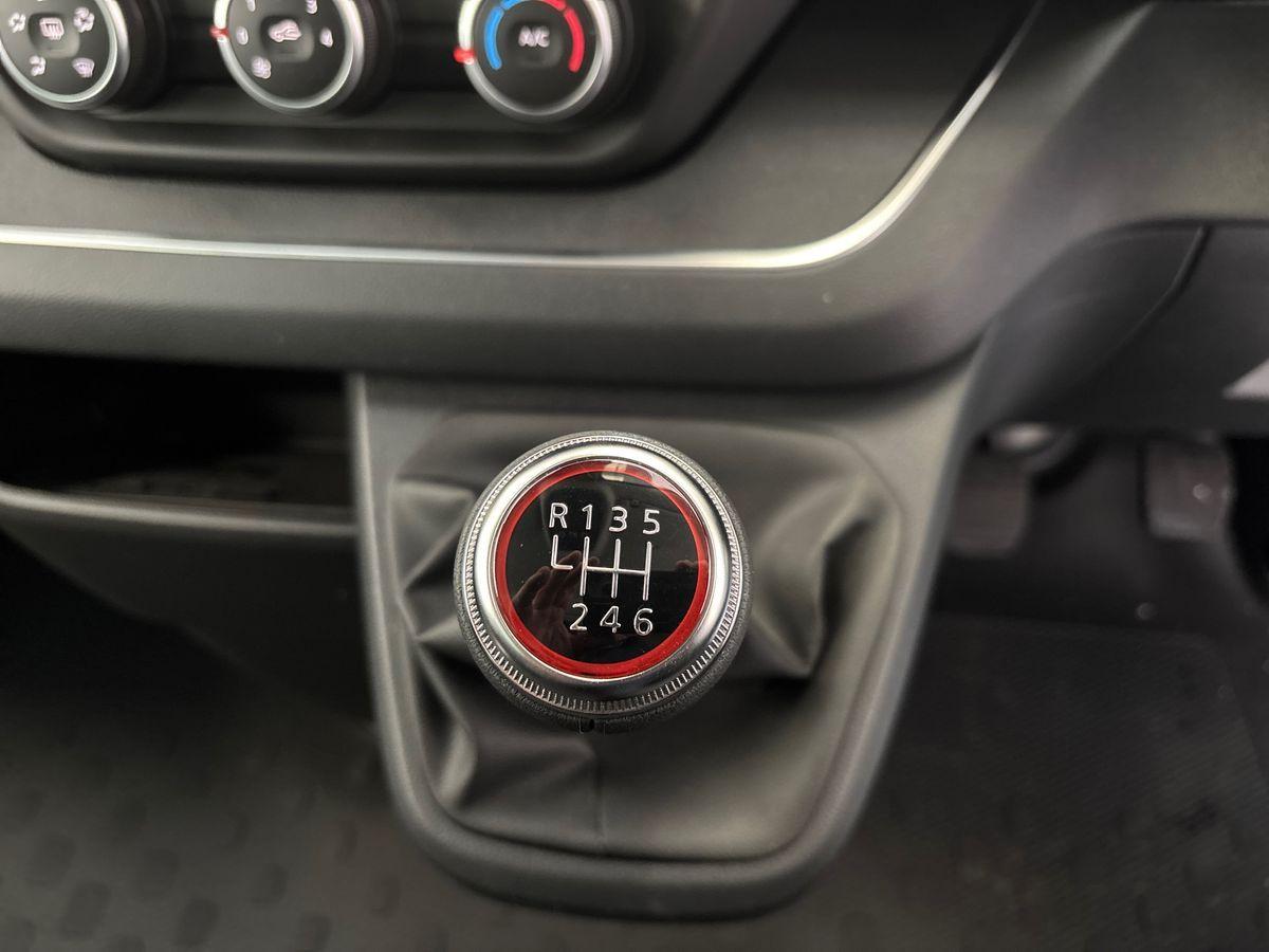 Used Renault Trafic for sale - 77216100: Photo 19