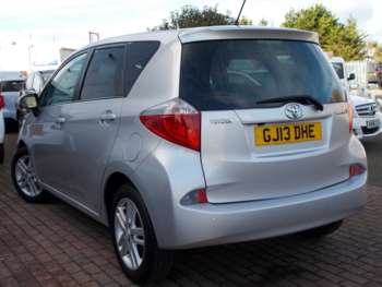 Used Toyota Verso 2013 for sale - 73985854: Photo