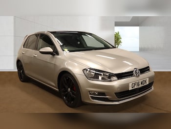 Used Volkswagen Golf 2016 for sale - 79547143: Photo