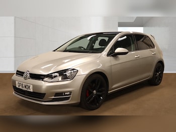 Used Volkswagen Golf 2016 for sale - 79547143: Photo