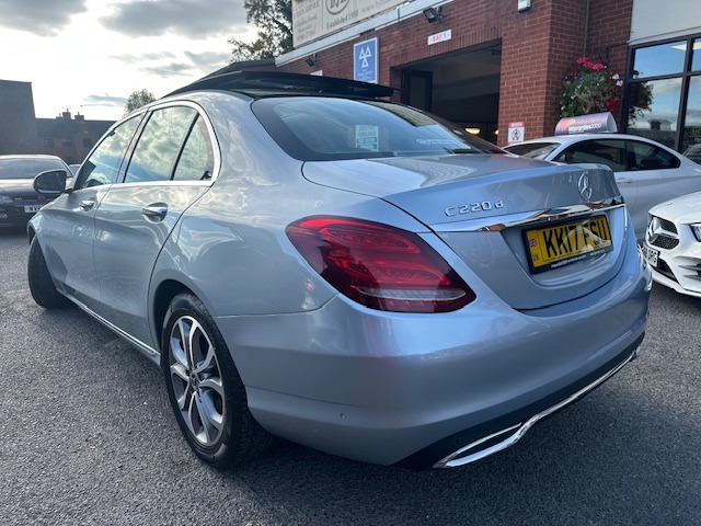 Used Mercedes-Benz C Class 2017 for sale - 76233871: Photo 4