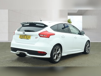 Used Ford Focus 2015 for sale - 79067136: Photo