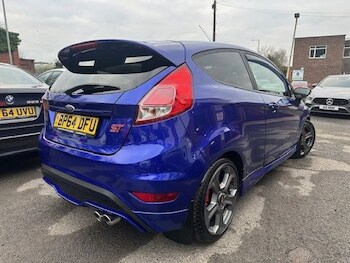 Used Ford Fiesta 2015 for sale - 78365792: Photo