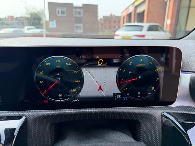 Used Mercedes-Benz A-Class 2018 for sale - 77963780: Photo 11