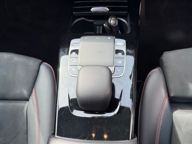 Used Mercedes-Benz A-Class 2018 for sale - 77963780: Photo 13