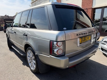 Used Land Rover Range Rover 2010 for sale - 78342236: Photo