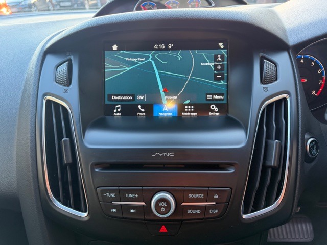 Used Ford Focus 2017 for sale - 77392142: Photo 9